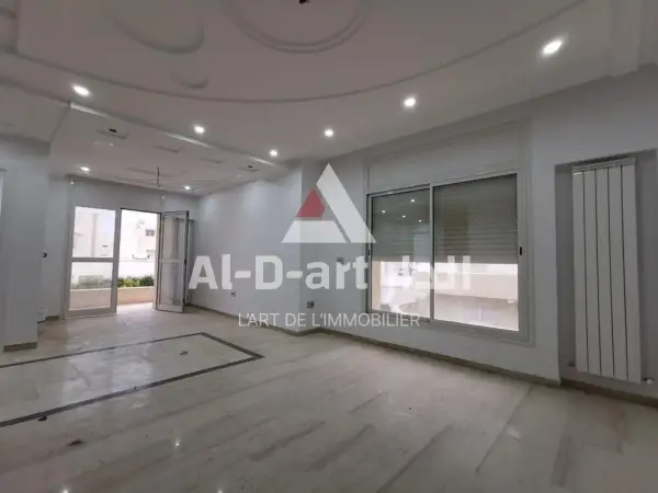 étage de villa pour la location annuelle