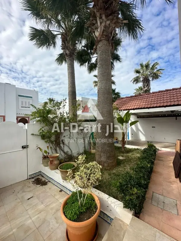 Une villa en s+5 a vendre