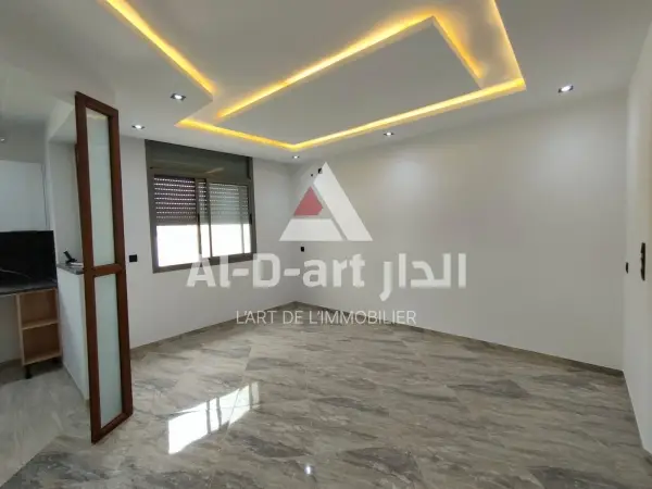 Un appartement en S+3 vide pour la location annuelle