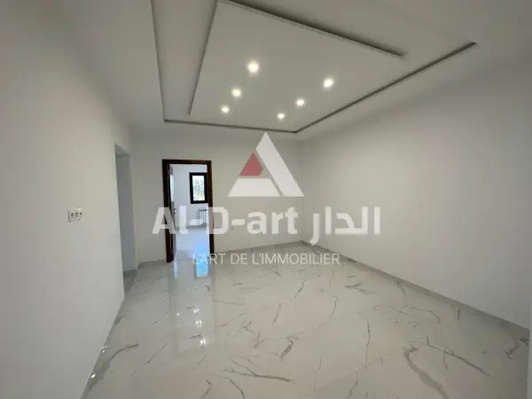 Un appartement en s+2 vide pour la location annuelle