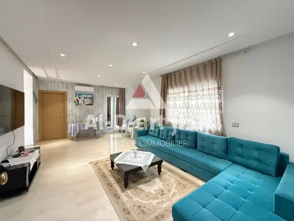 A vendre un apparemment s+2 , de 144 m sis dans une residence avec piscine collective