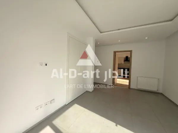 A LOUER : Un appartement s+3 vide